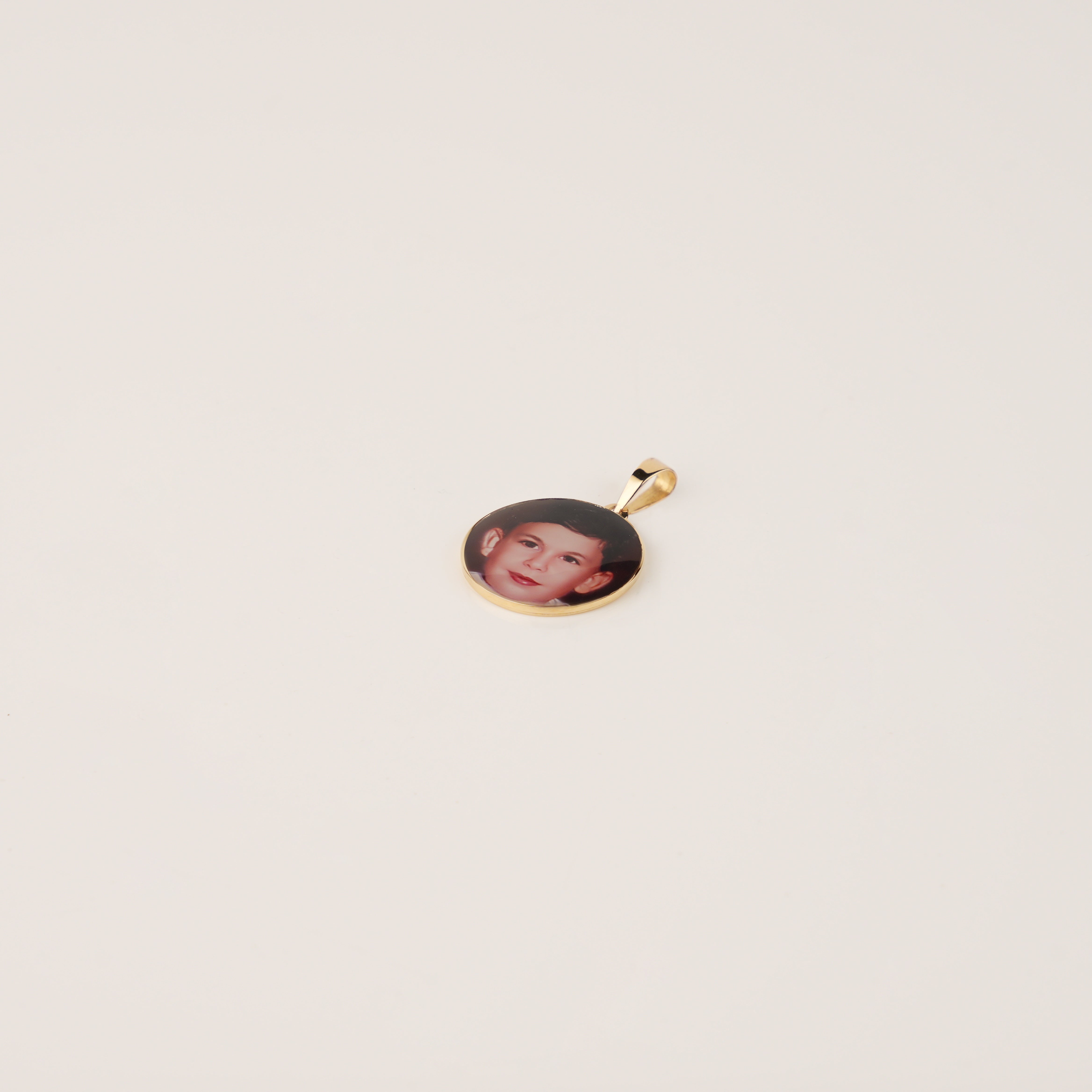 Gold Round Pendant with Portrait & Message